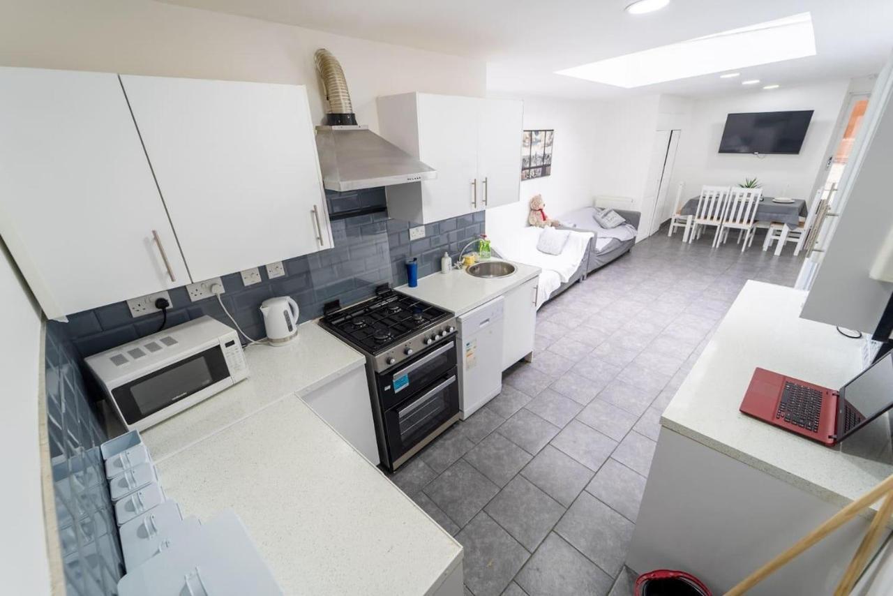 Studio Close To Selly Oak Train Station Birmingham Ngoại thất bức ảnh